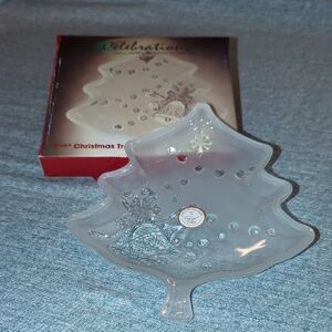 Frosted Christmas Tree Plate